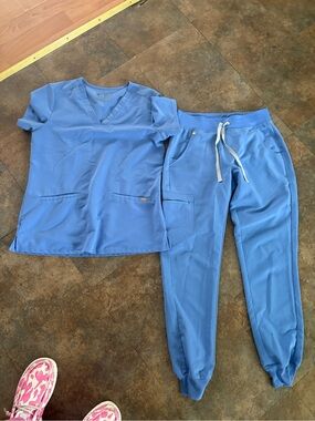 Figs Sky Blue Scrub Top and Jogger Pants Set